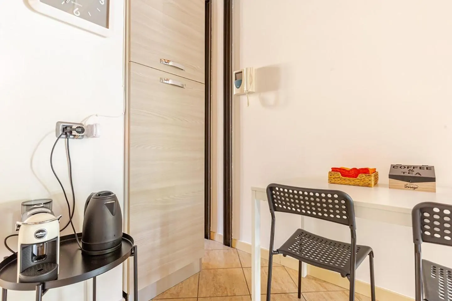 Artistic Urban Apartment Piacenza Italia