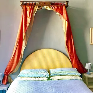  Couette-café Palazzo Malaspina